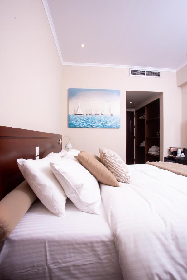Lepanto Beach Hotel Nafpaktos Exterior photo
