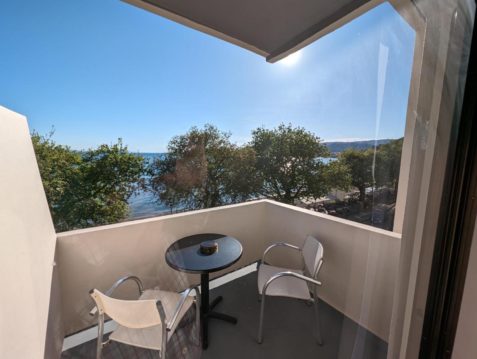 Lepanto Beach Hotel Nafpaktos Exterior photo