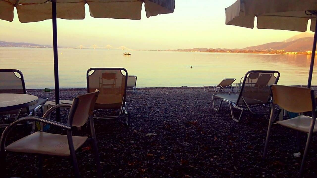 Lepanto Beach Hotel Nafpaktos Exterior photo